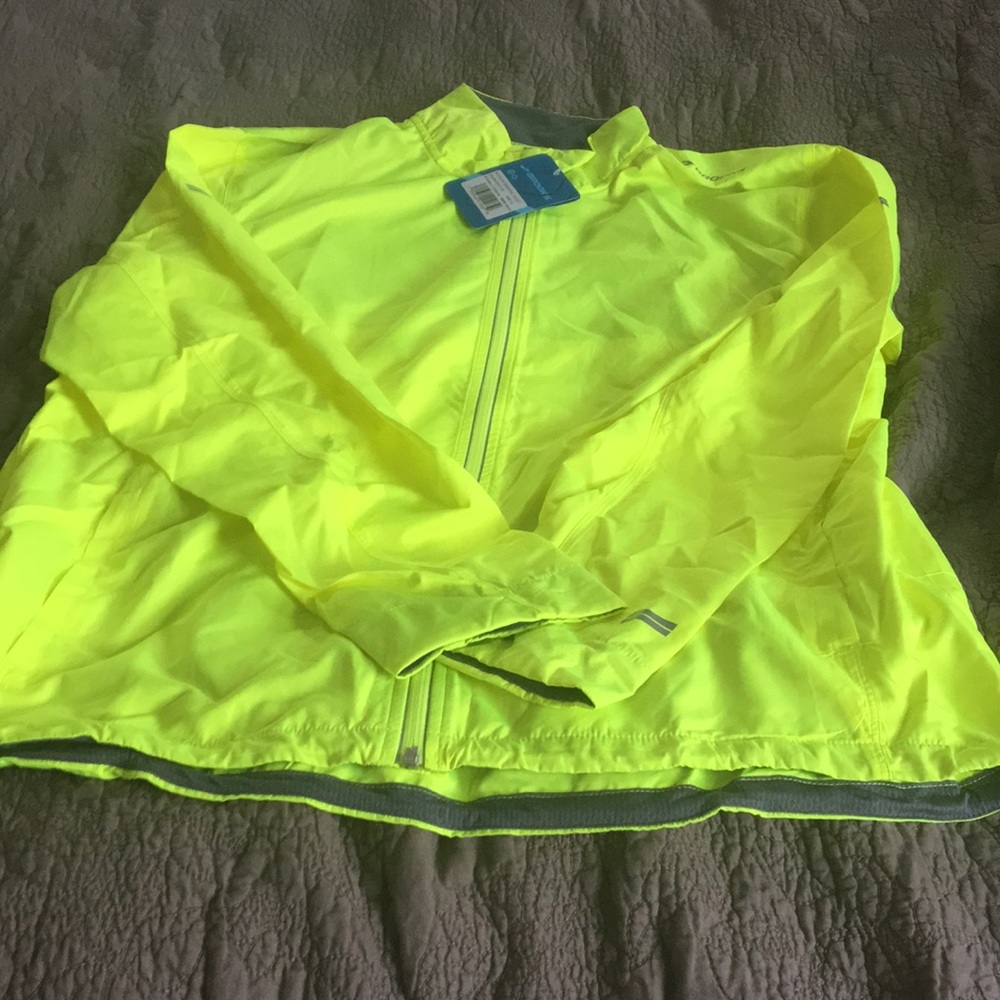 Brooks running jacket